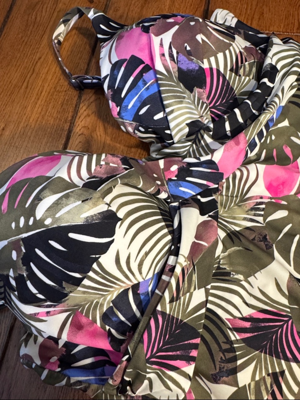 Island Escape Tropical Leaf Swim Camisole in Pink, Olive & Black sz. 12 - Picture 4 of 5